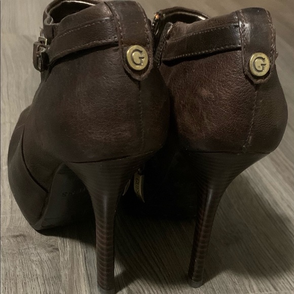 Womens Guess Leather High Heels size 5.5M - Picture 3 of 7